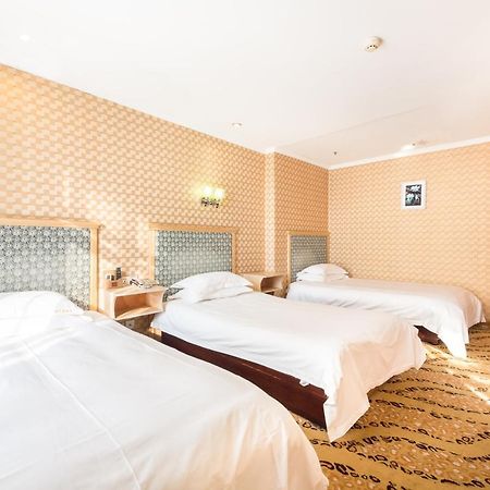 Omeiga Business Hotel Yiwu (Zhejiang) Exterior photo