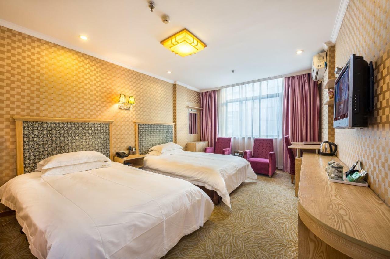 Omeiga Business Hotel Yiwu (Zhejiang) Exterior photo