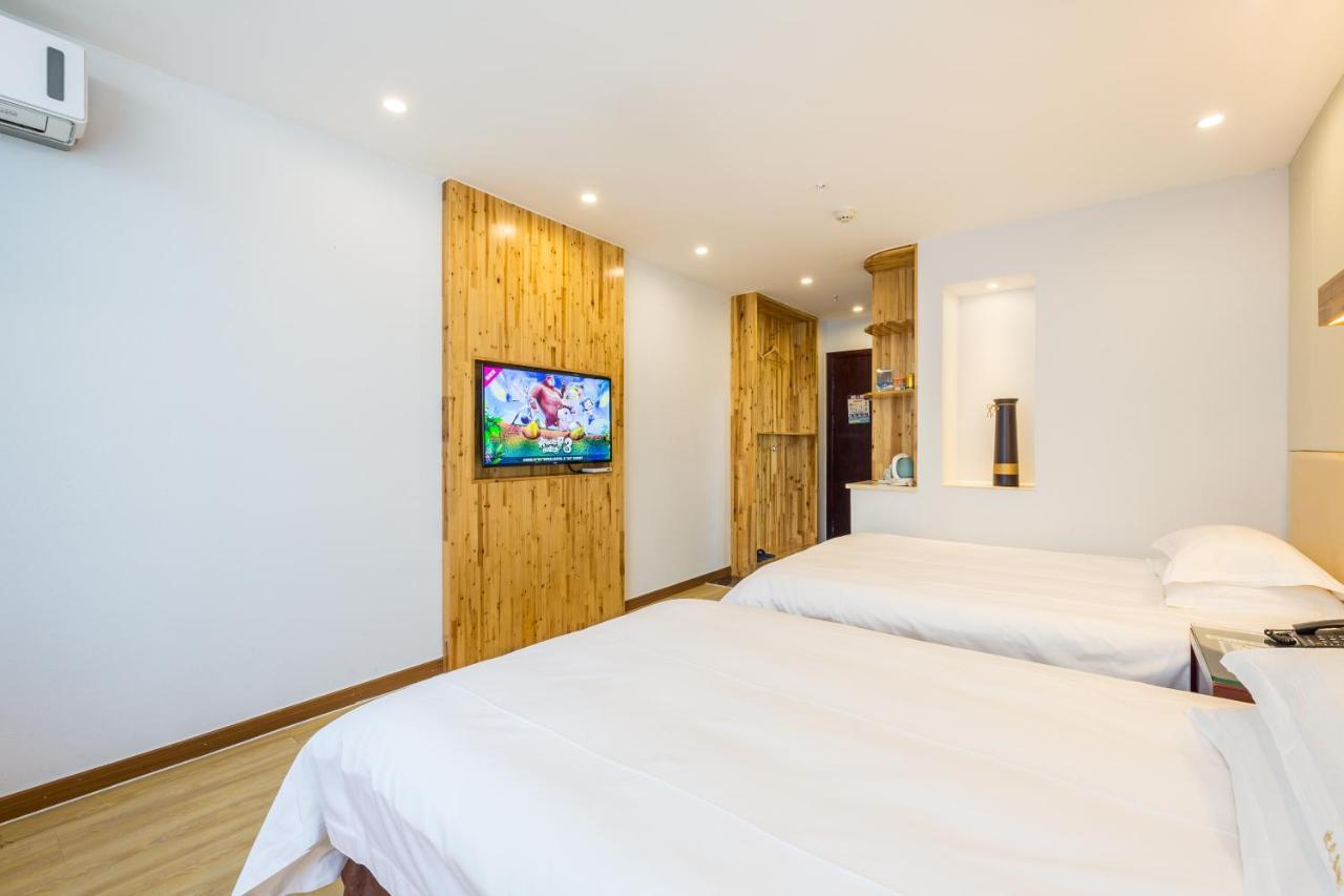 Omeiga Business Hotel Yiwu (Zhejiang) Exterior photo